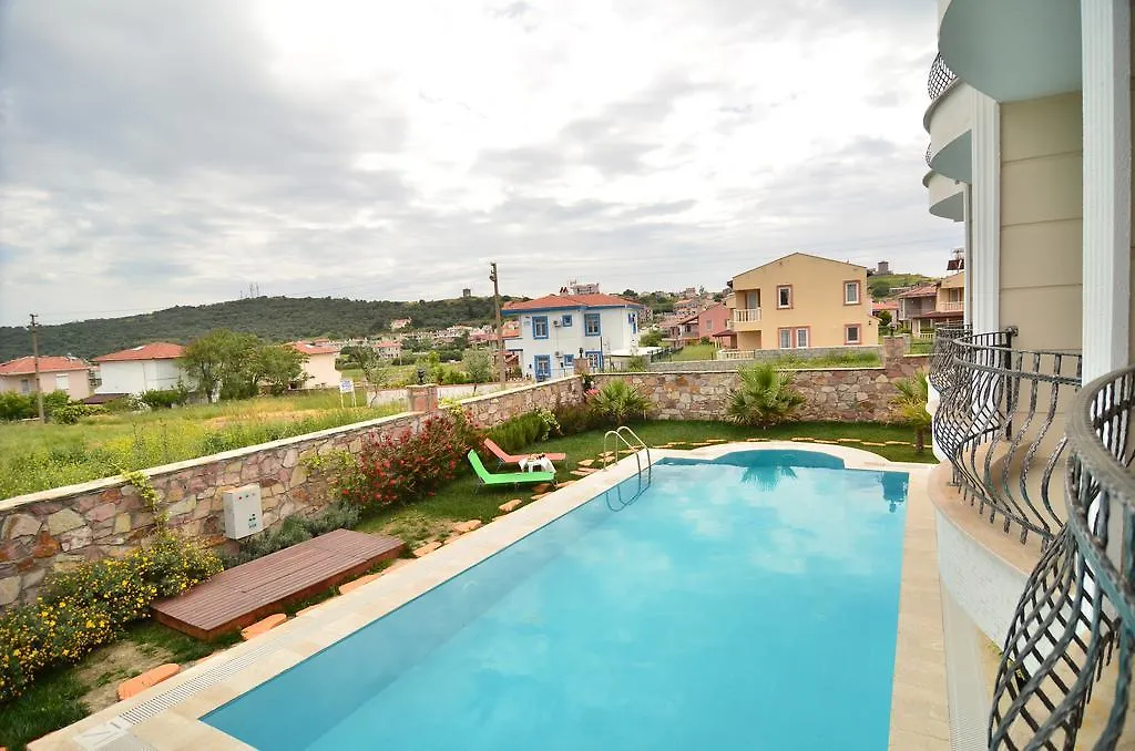 Cunda Paradise Butik Otel Ayvalı 0*,  تركيا