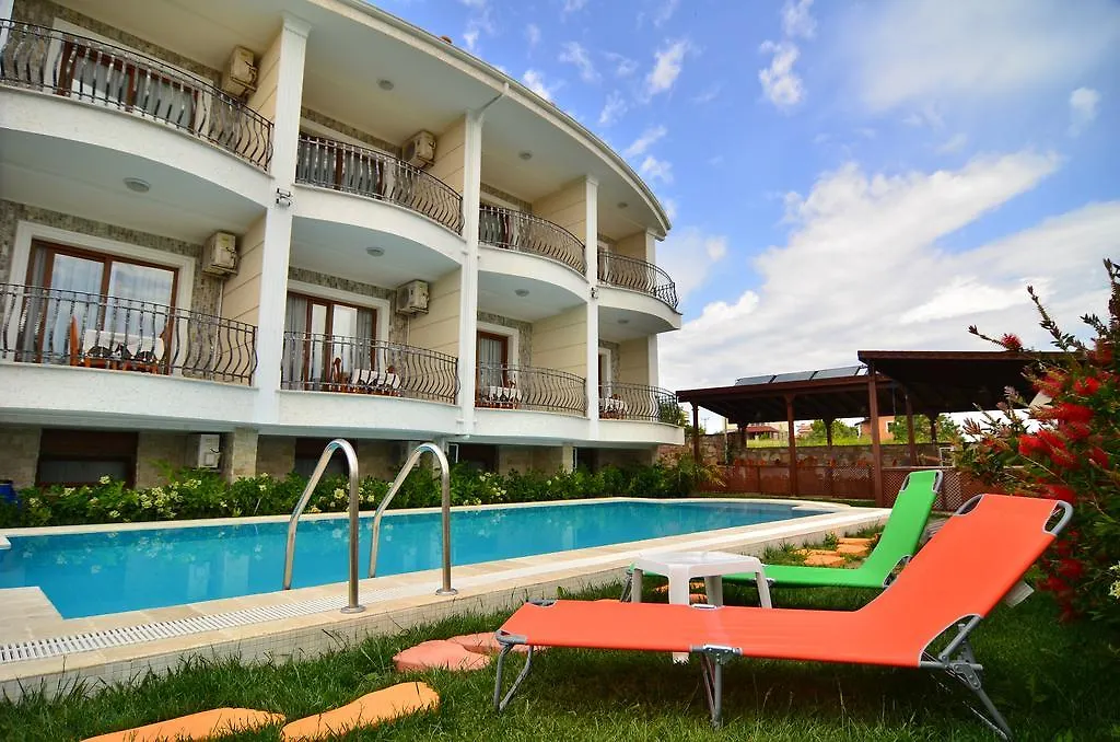 Cunda Paradise Butik Otel Ayvalı فندق